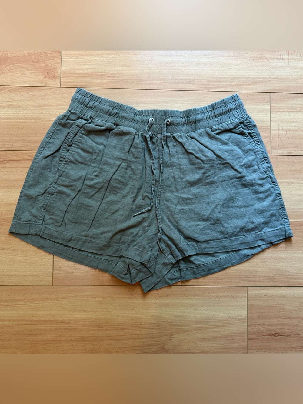 GAP Linen Olive Green Drawstring Elastic Casual Shorts large pockets flare